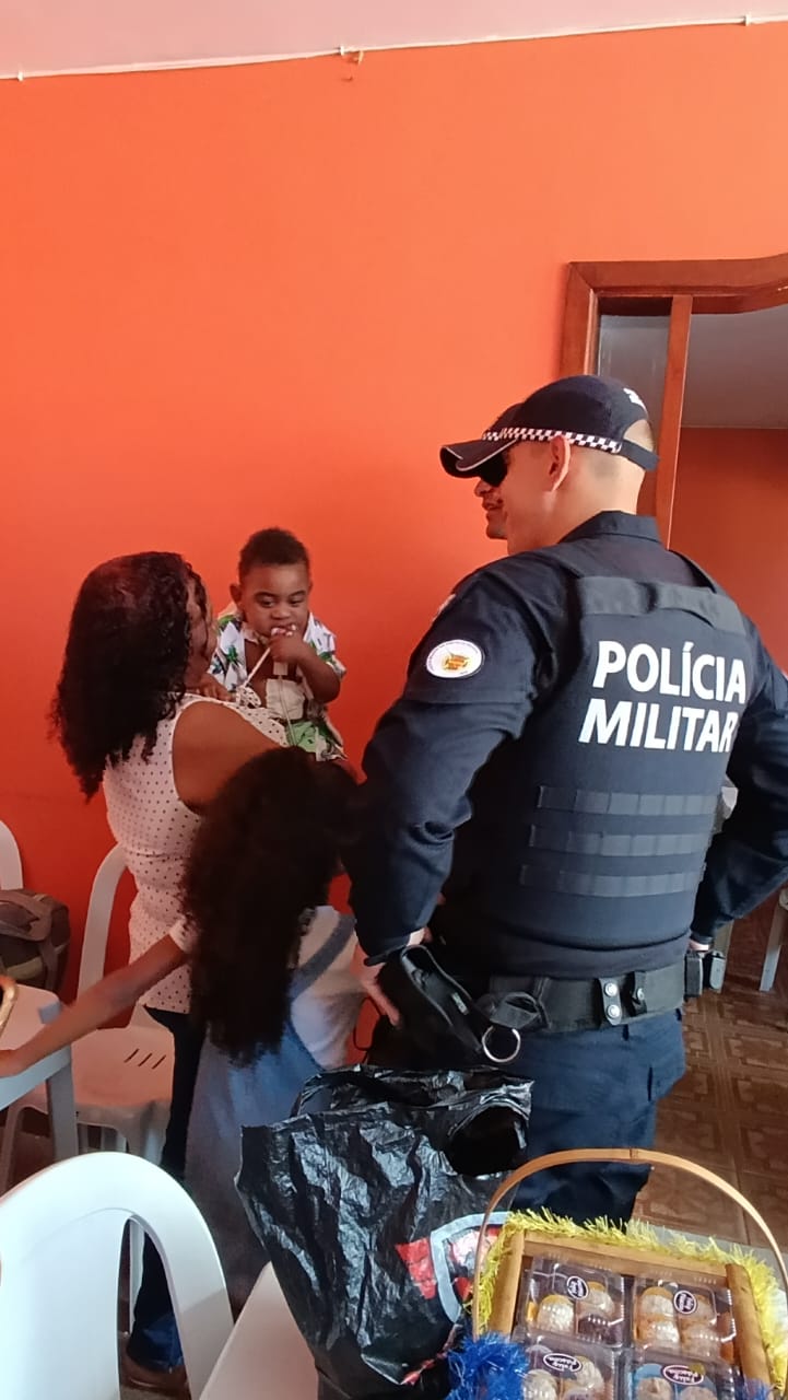 Encontro comunitário na sede do Instituto